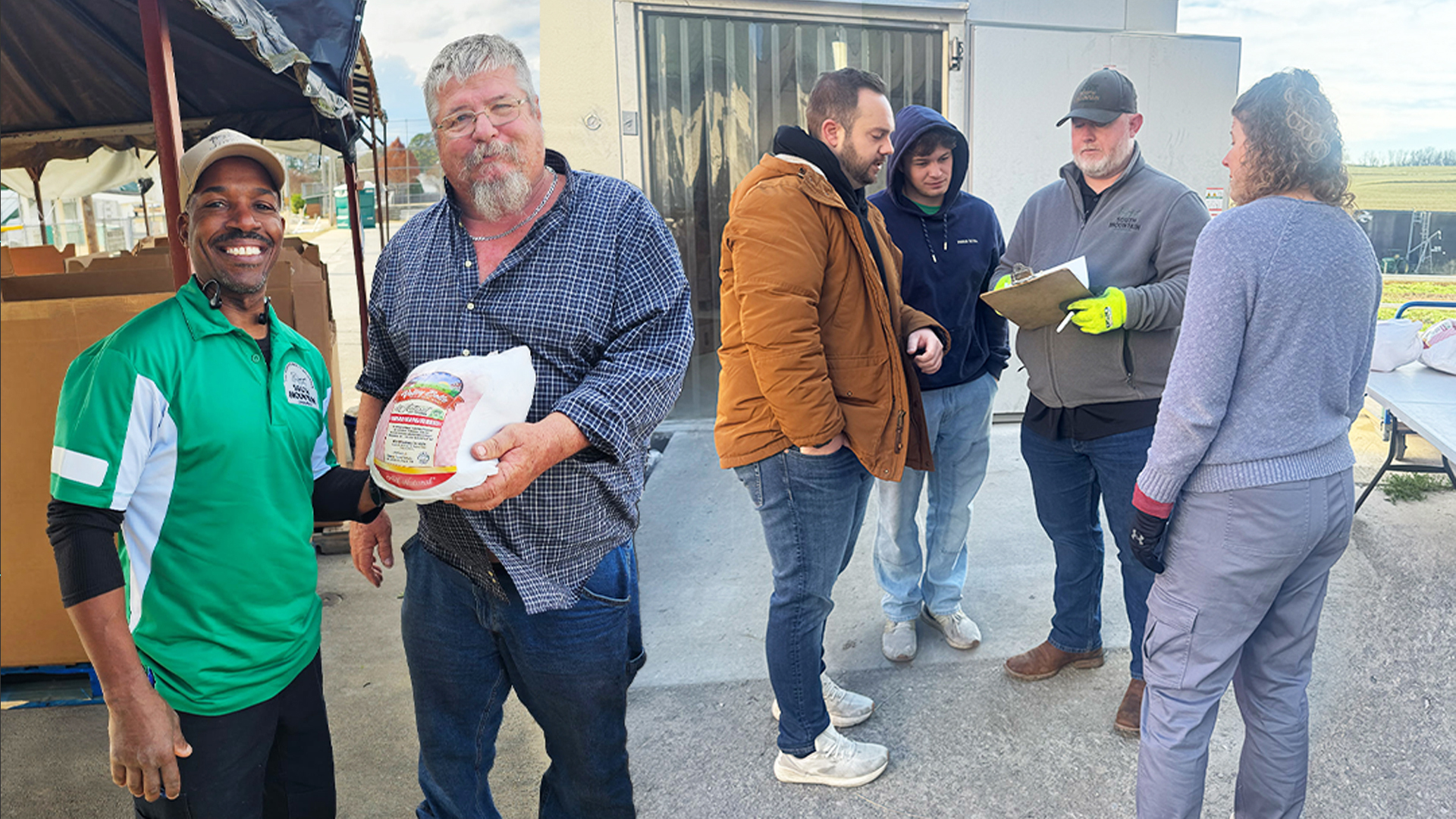 South Mountain Creamery food distribution to their neighbors